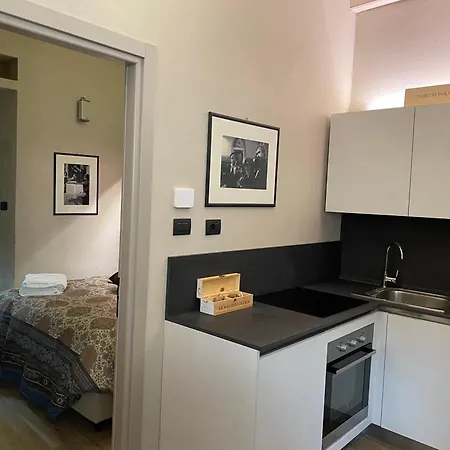 Vicolo San Giuseppe 8A E 8B Apartment Alba  Exterior photo